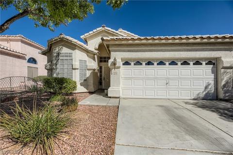 2520 Huber Heights Dr, Las Vegas, NV 89128