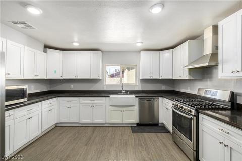 1165 Balzar Ave, Las Vegas, NV 89106