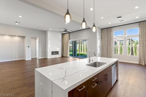 12414 Tudor Arch Dr, Las Vegas, NV 89138