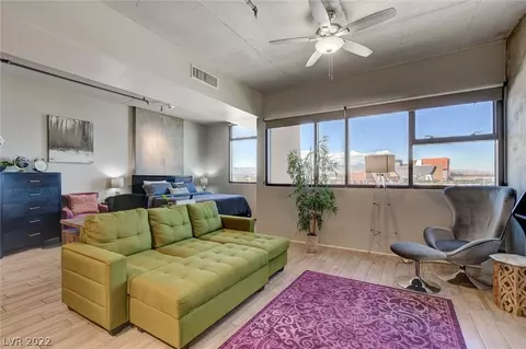 353 E Bonneville Ave #727, Las Vegas, NV 89101