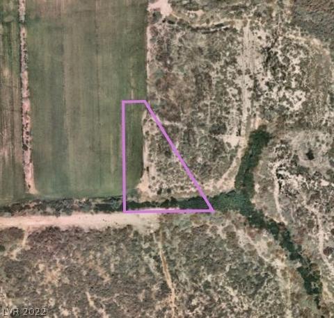 E Perkins Avenue, Overton, NV 89040