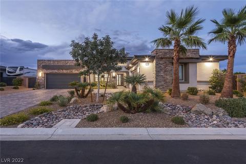 8462 Wolf Mountain Ct, Las Vegas, NV 89129