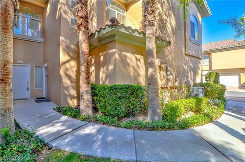 8717 Red Brook Dr #201, Las Vegas, NV 89128