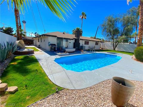 2005 Santiago St, Las Vegas, NV 89104