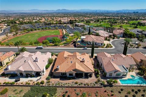 2301 Lauren Dr, Las Vegas, NV 89134