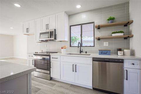 1032 Howard Dr, Las Vegas, NV 89104