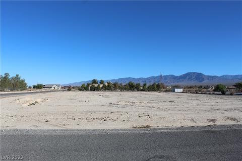 2370 Elderberry St, Pahrump, NV 89048