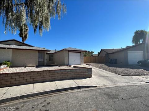 51 Yew Ave, Las Vegas, NV 89110