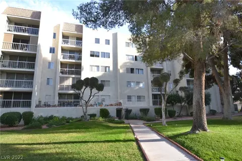 750 S Royal Crest Cir #322, Las Vegas, NV 89169