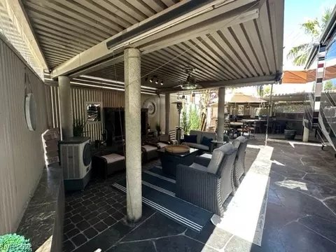8175 Arville St #323, Las Vegas, NV 89139