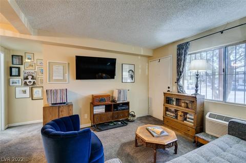 4955 Jeffreys St #303, Las Vegas, NV 89119