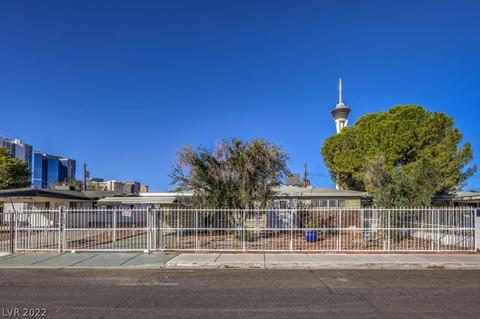 2216 Van Patten Pl, Las Vegas, NV 89104