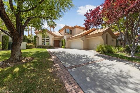 8725 Double Eagle Dr, Las Vegas, NV 89117
