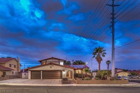 8500 Hearst Ct, Las Vegas, NV 89117