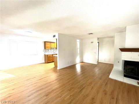 4241 Sanderling Cir #305, Las Vegas, NV 89103