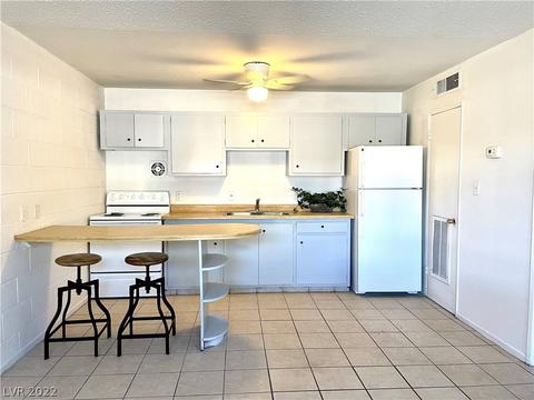 3712 Royal Crest St #9, Las Vegas, NV 89119