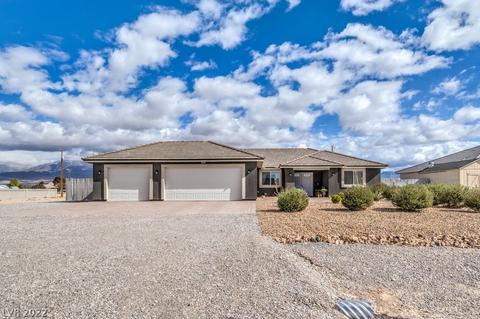 2111 S Manzanita Dr, Pahrump, NV 89048