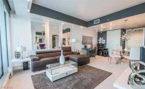 2700 Las Vegas Blvd #1906, Las Vegas, NV 89109