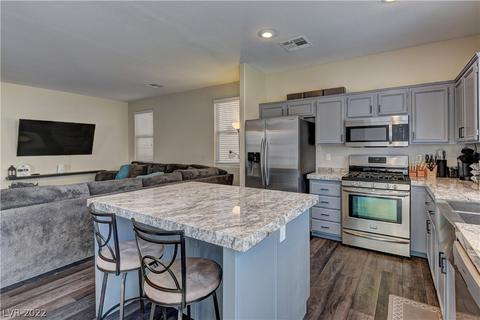 8513 Last Point Ave, Las Vegas, NV 89129