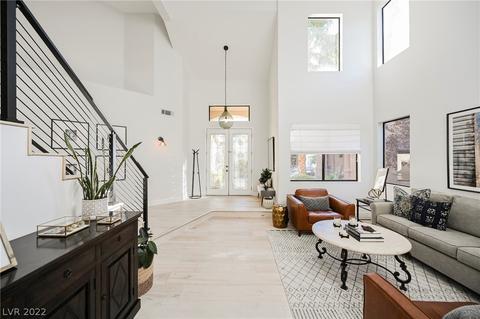 245 Whitewater Falls Ct, Henderson, NV 89012