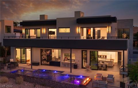 34 Sun Glow Ln, Las Vegas, NV 89135