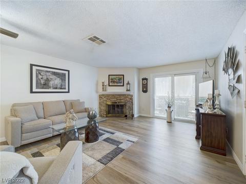 6871 Tamarus St #102, Las Vegas, NV 89119