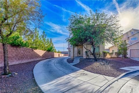 8893 Red Fox Dr, Las Vegas, NV 89123