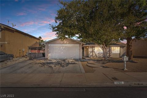 1752 Lucky St, Las Vegas, NV 89104
