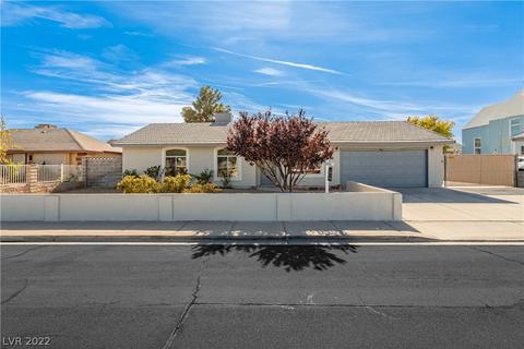 1221 Equestrian Dr, Henderson, NV 89002