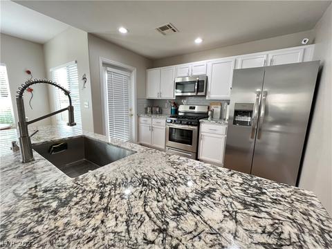10010 Benjamin Nicholas Pl #103, Las Vegas, NV 89144