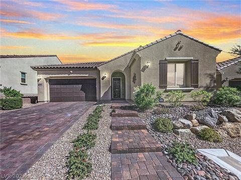 3402 Molinos Dr, Las Vegas, NV 89141