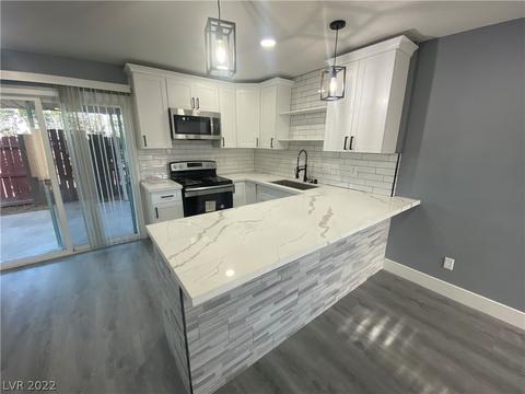 103 E Van Wagenen St, Henderson, NV 89015