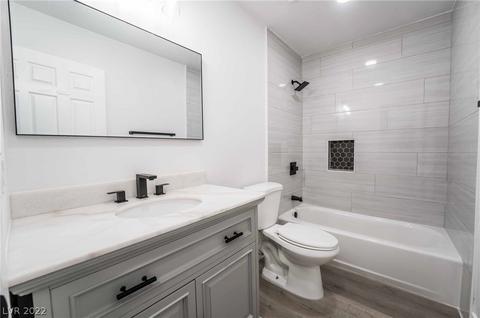3942 Edgemoor Way, Las Vegas, NV 89121