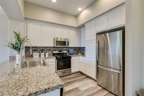 20 E Serene Ave #312, Las Vegas, NV 89123
