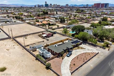 1200 Comstock Dr, Las Vegas, NV 89106