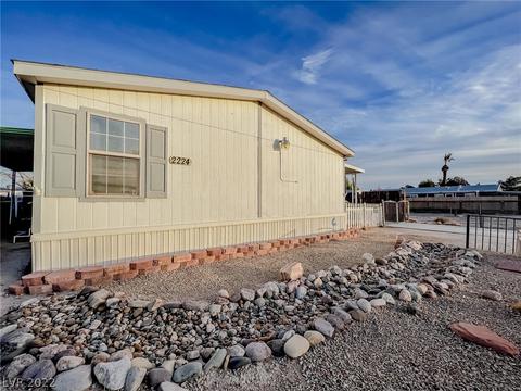 2224 Clinton Ln, Las Vegas, NV 89156