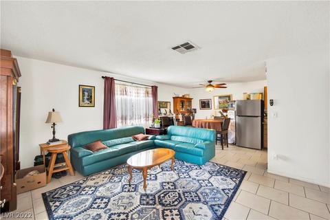 2915 Cedar Ave #1A, Las Vegas, NV 89101