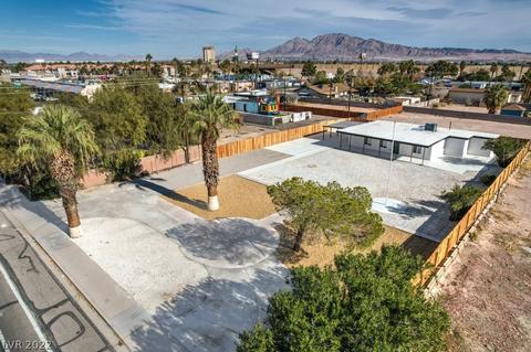 3414 S Sandhill Rd, Las Vegas, NV 89121