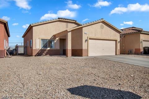 1612 Palm St, Henderson, NV 89011