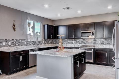 3843 Park Field Dr, Las Vegas, NV 89120