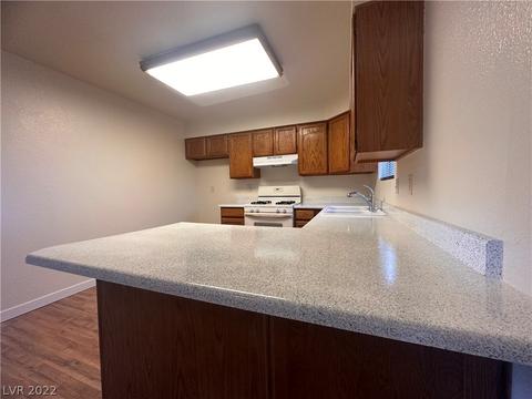 138 Sterling Dr, Henderson, NV 89015
