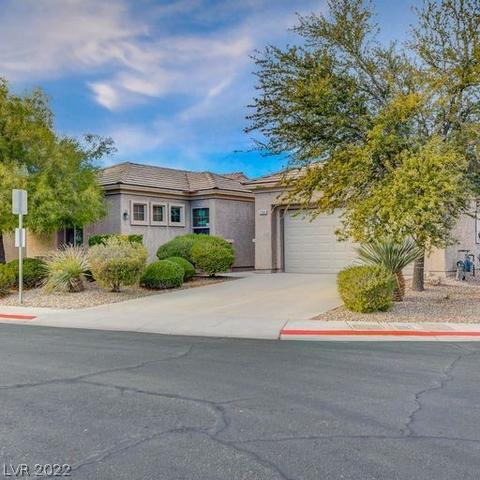 5764 Flying Birdie Ave, Las Vegas, NV 89122