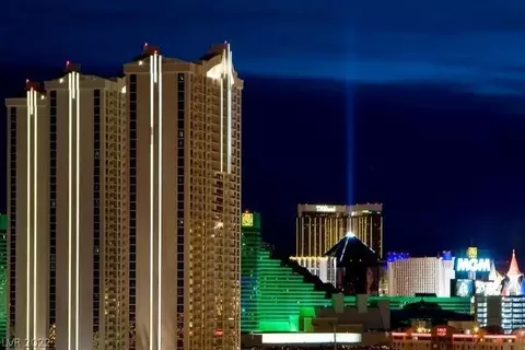 135 E Harmon Ave #1801&1803, Las Vegas, NV 89109