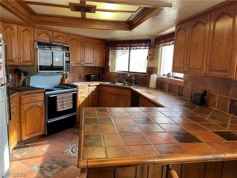 4493 Los Reyes Ct, Las Vegas, NV 89121