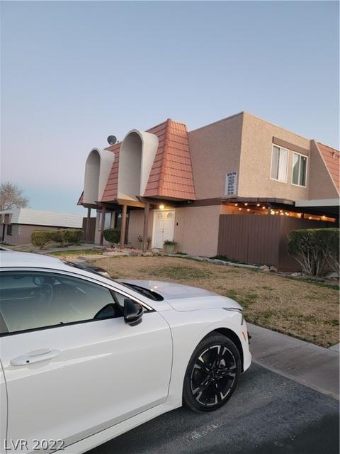 3531 Villa Knolls South Dr, Las Vegas, NV 89120