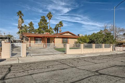 4686 Powell Ave, Las Vegas, NV 89121