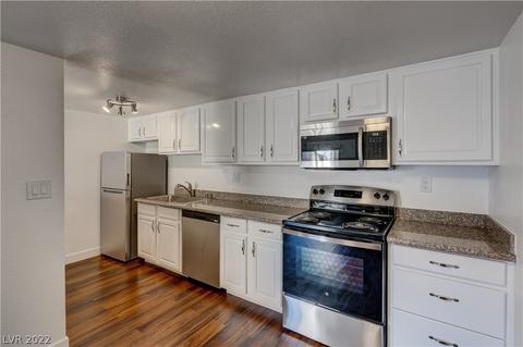 5181 River Glen Dr #173, Las Vegas, NV 89103