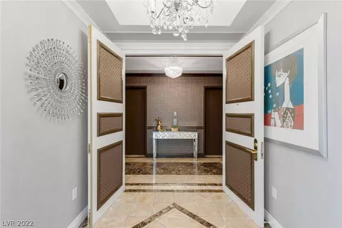 2747 Paradise Rd #PH 2902, Las Vegas, NV 89109