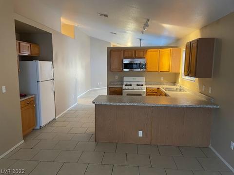 10133 Barrel Ridge St, Las Vegas, NV 89183
