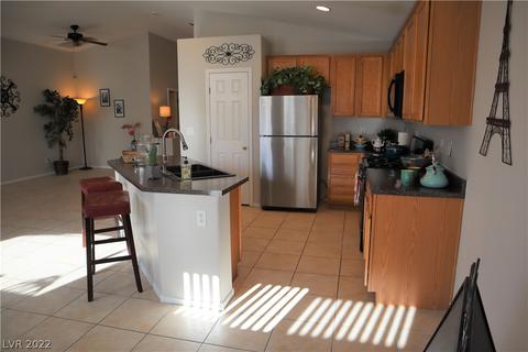 609 Bright Lights Ave, North Las Vegas, NV 89031